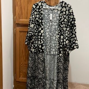 Maurice’s Floral Duster Caridigan, Size 2X